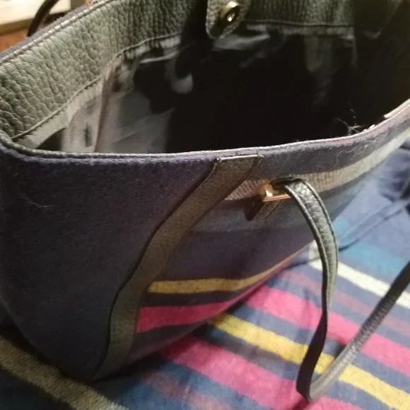 Bag with matching shoulder cover - Picture 5 of 8